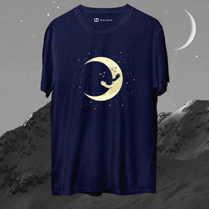 Moon Hug Half Sleeve Unisex T-Shirt - Haanum